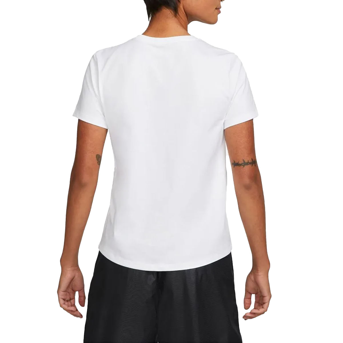 Remera Nike Sportswear Tee Essential Mujer — imagen 2